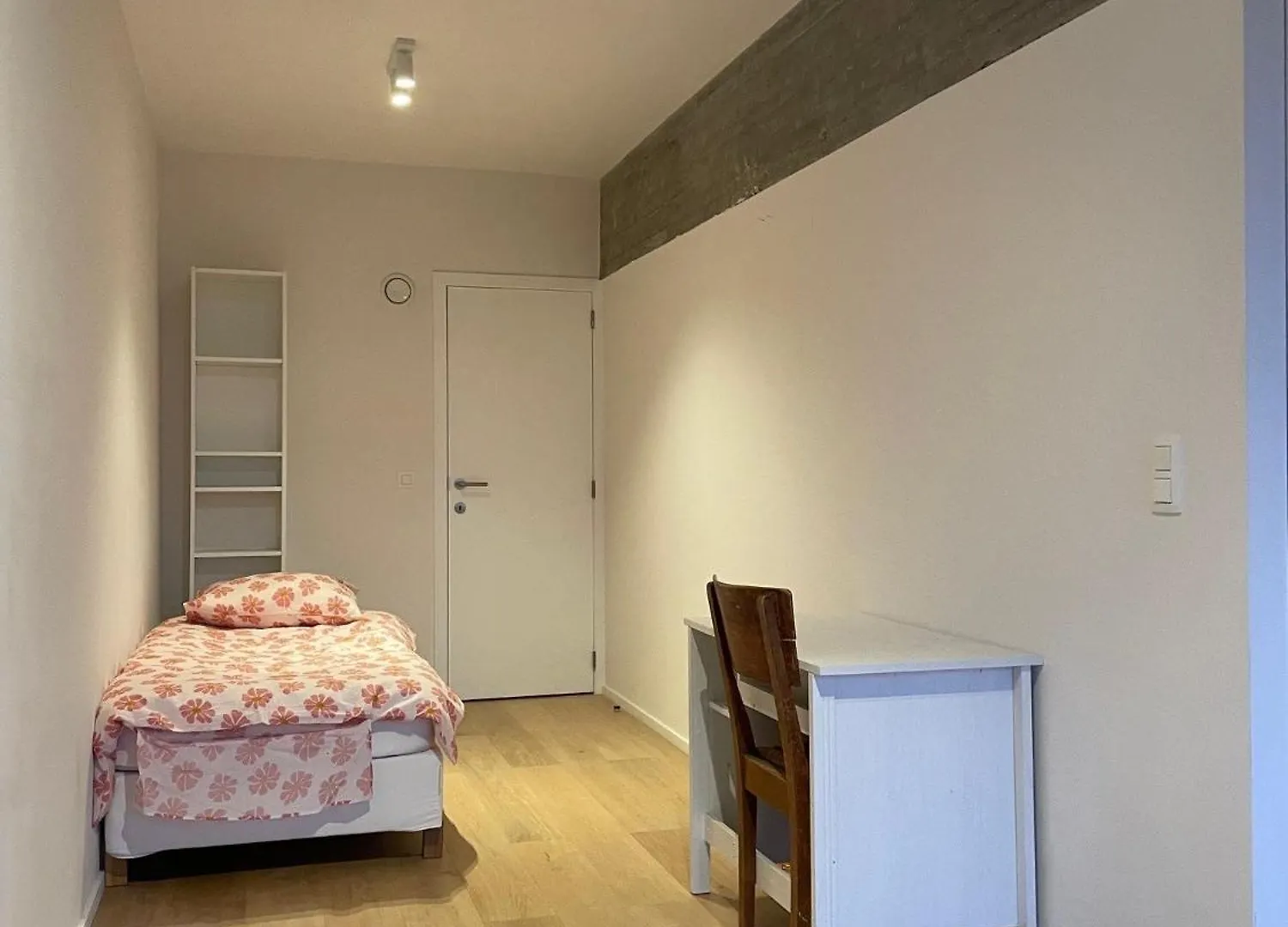 Penthouse Deschanel Brussels Apartment
